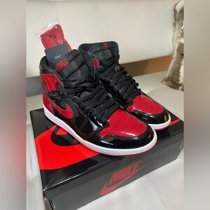Air Jordan 1 Retro High OG Patent Bred